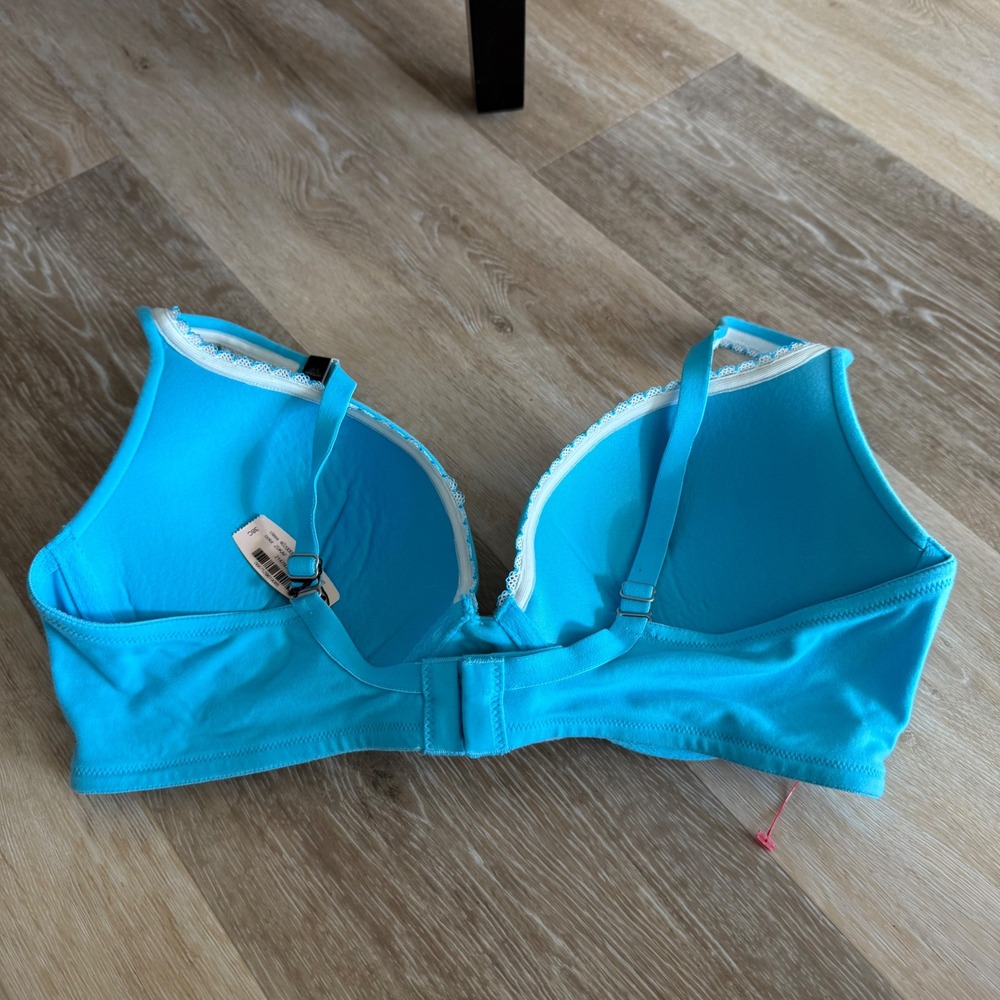 Lot 2 NWT Victoria's Secret Push Up Bras  Body By Victoria 38C Blue Nude Neutral - Picture 10 of 16